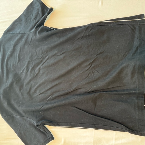 COPY - Fairly used D & G T shirt - Picture 3 of 3